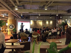 1517753564877792.jpg 04.jpg