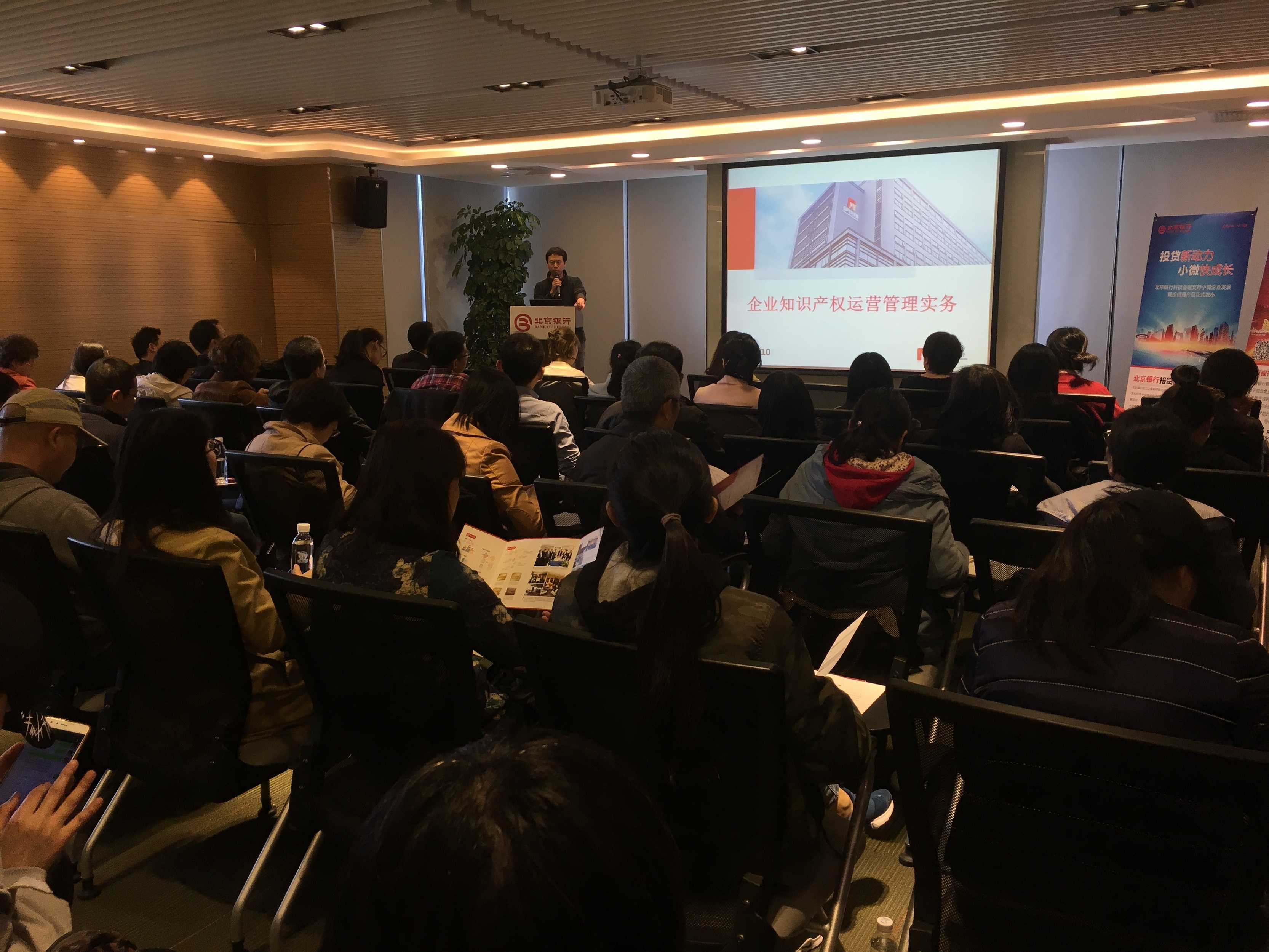 1523499847540059.jpg 887779927970913617.jpg