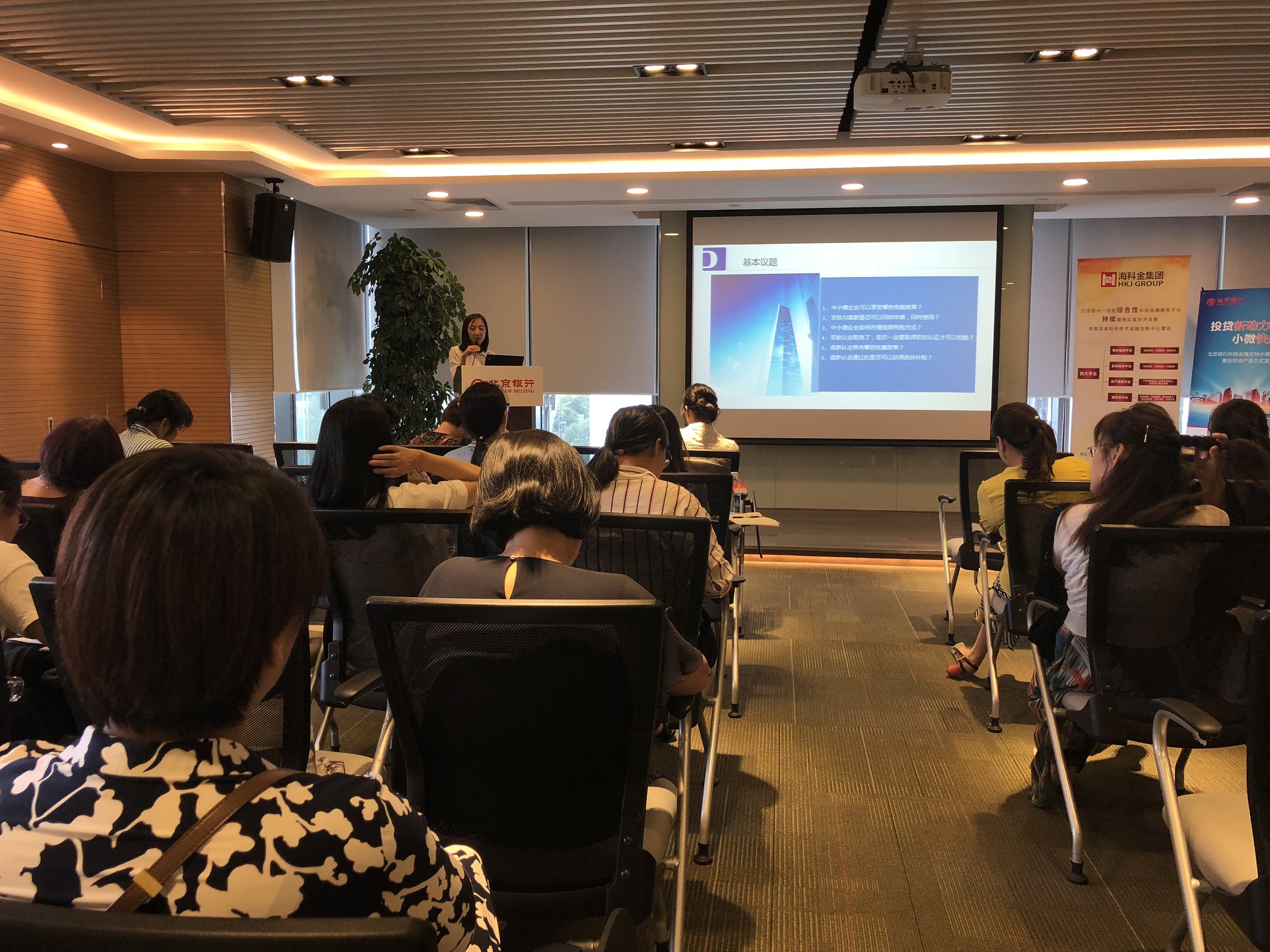 1530174650650014.jpg 762754454014231587.jpg